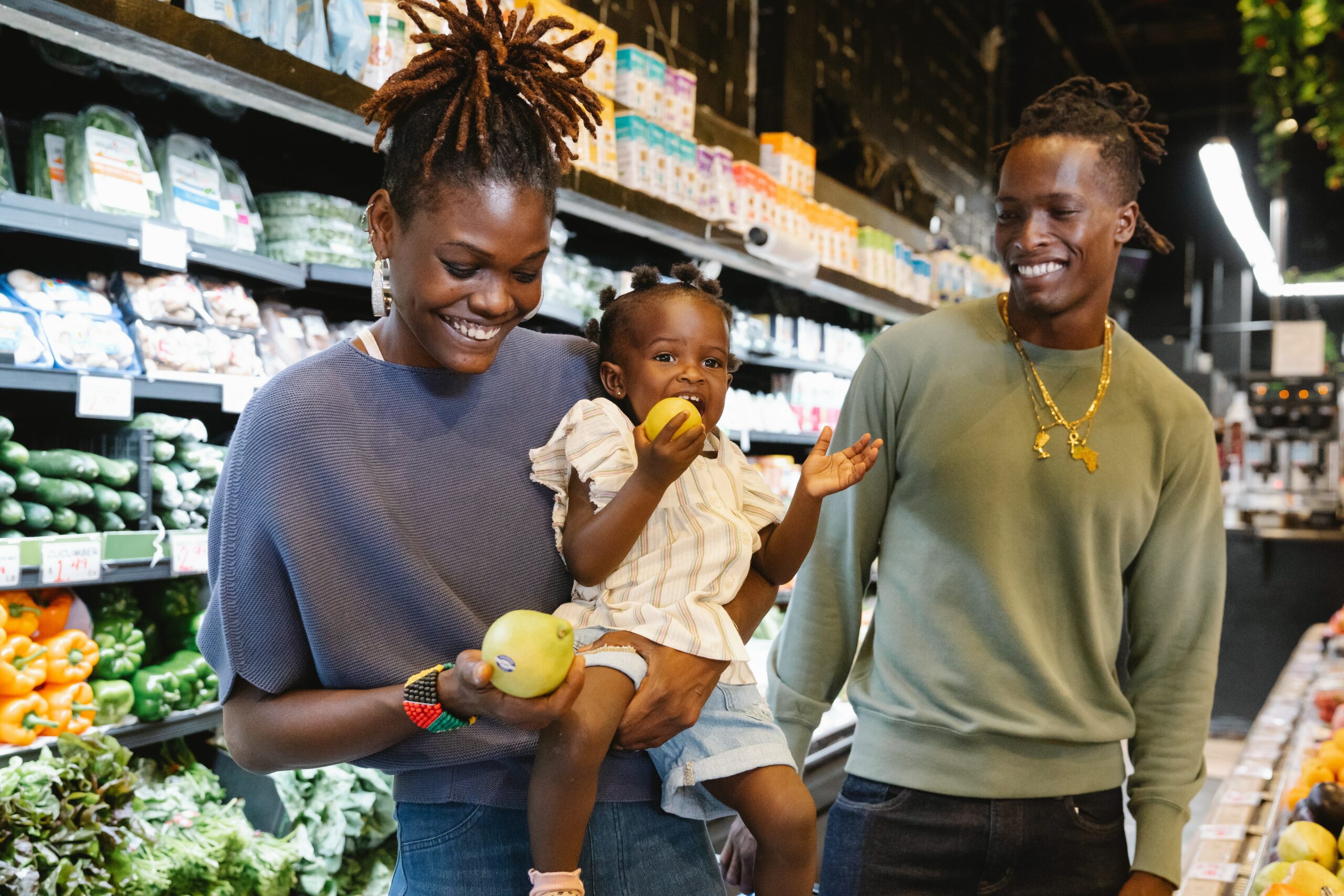 Supermarkets Enlist Shoppers in Nutrition Programs